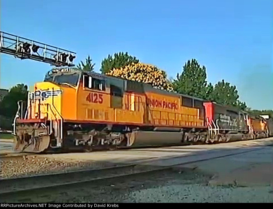 UP 4125